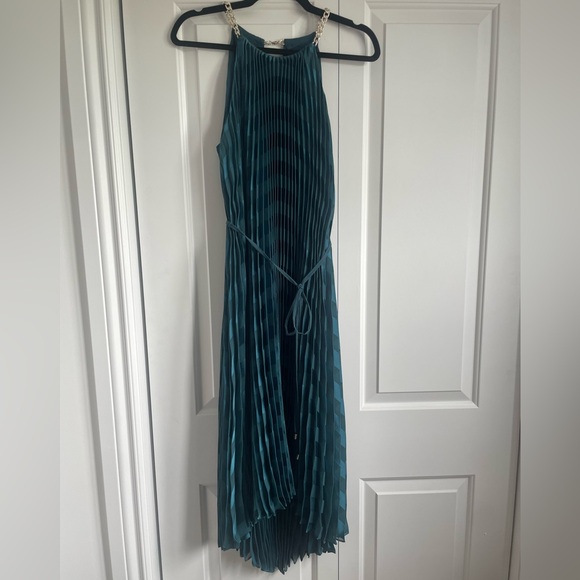 Pleated Midi Dress - Picture 4 of 5
